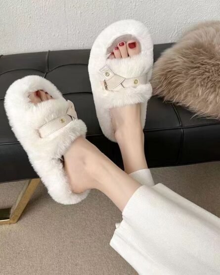 Fluffy Slippers Women's Flat Slippers - Image 4
